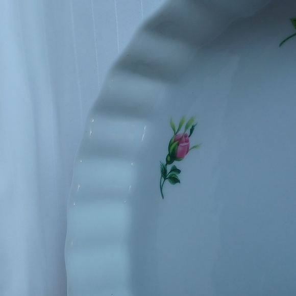 Christine Holm Floral Quiche/Pie Dish- 9.5" - Picture 4 of 9